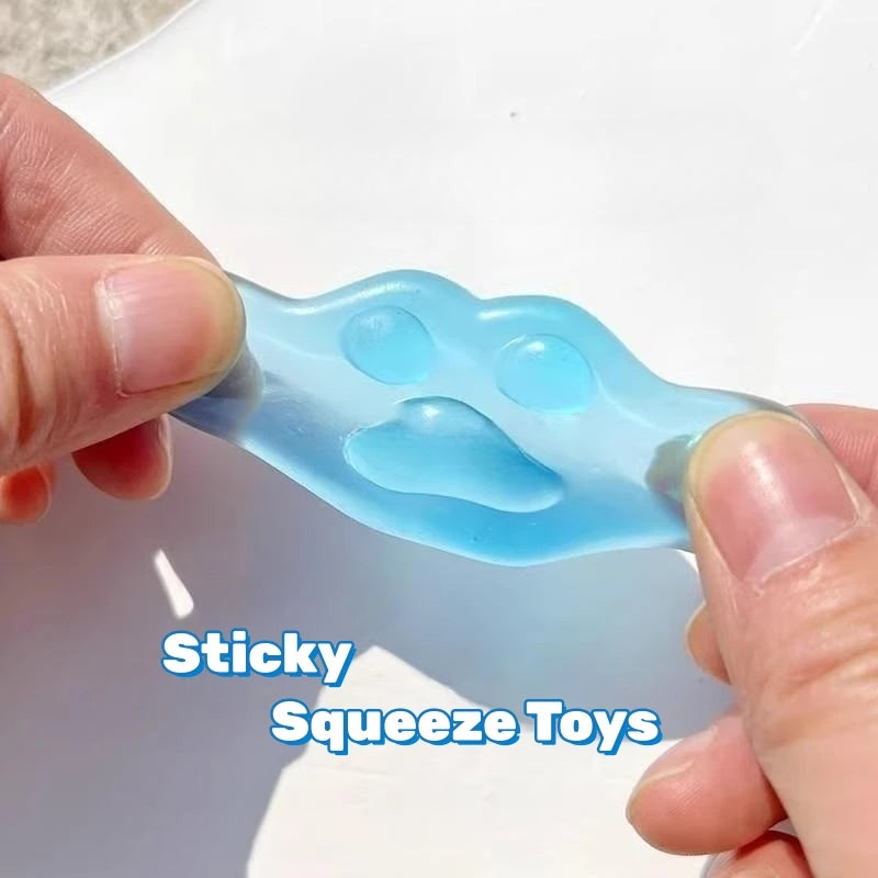 Pawfect Sticky Squeeze